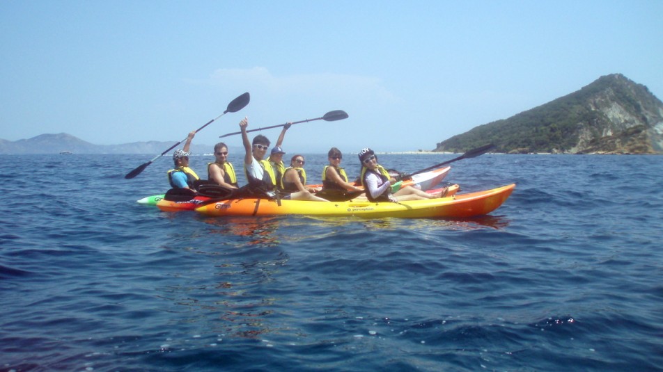 Explore Zakynthos with Kayak